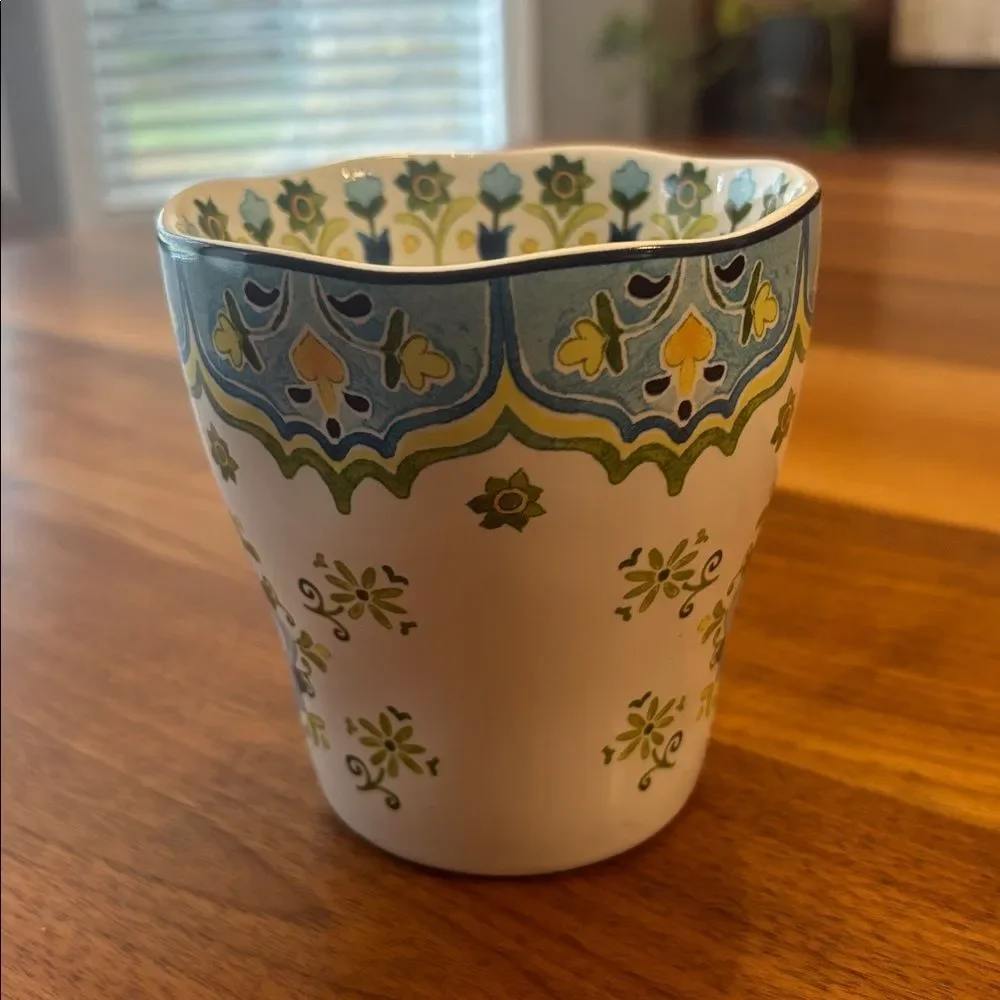Pier 1 Imports Green Blue Floral Coffee Cocoa Mug 12 ounces
